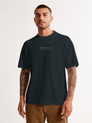 Stone Harbor T-shirts MEN'S NAVY LOOSE FIT T-SHIRT