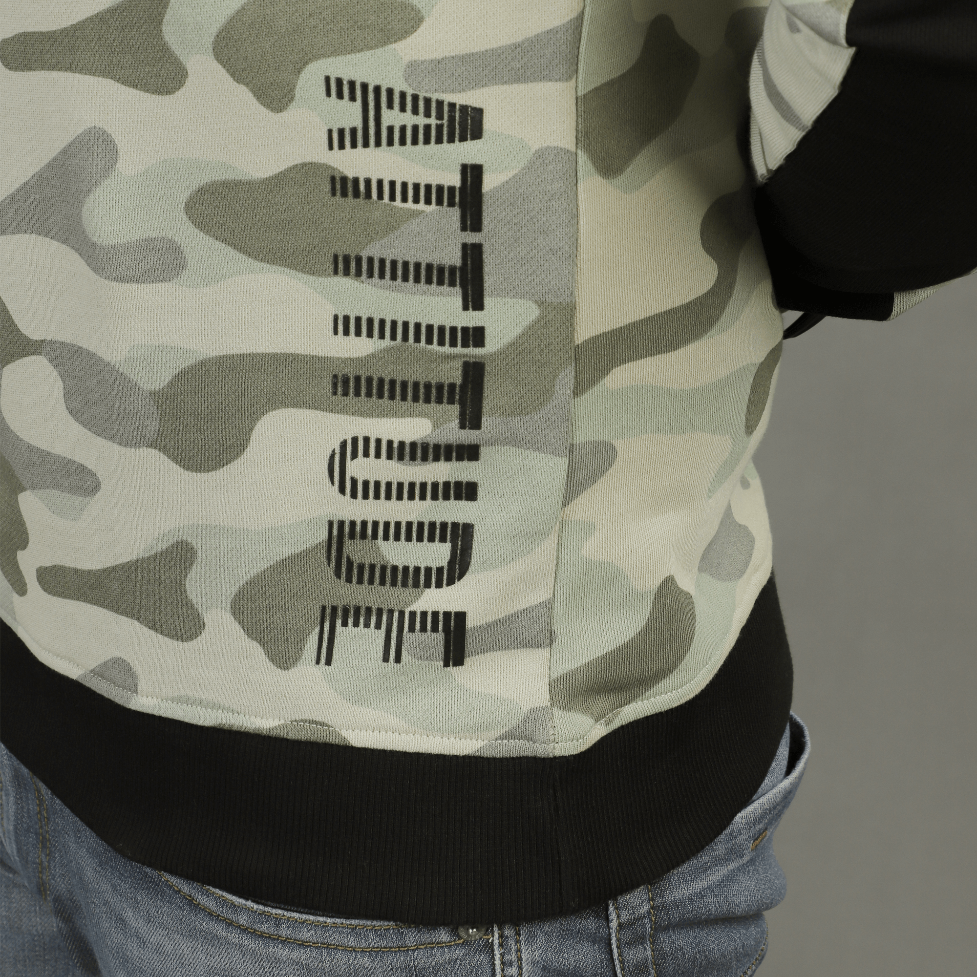 Stone Harbor Men's Sweatshirt MEN'S LAVISH CAMO SWEATSHIRT