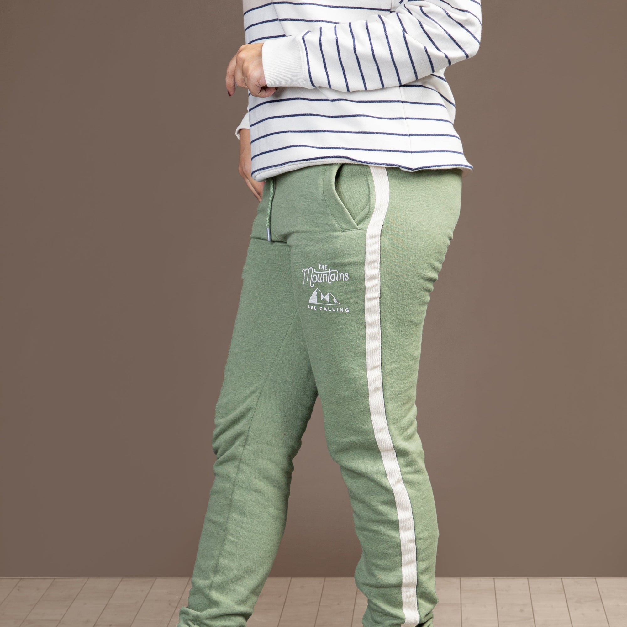 Stone Harbor Women's Jogger Olive / S (10) WOMEN'S LUXURIOUS OLIVE FLEECE JOGGER
