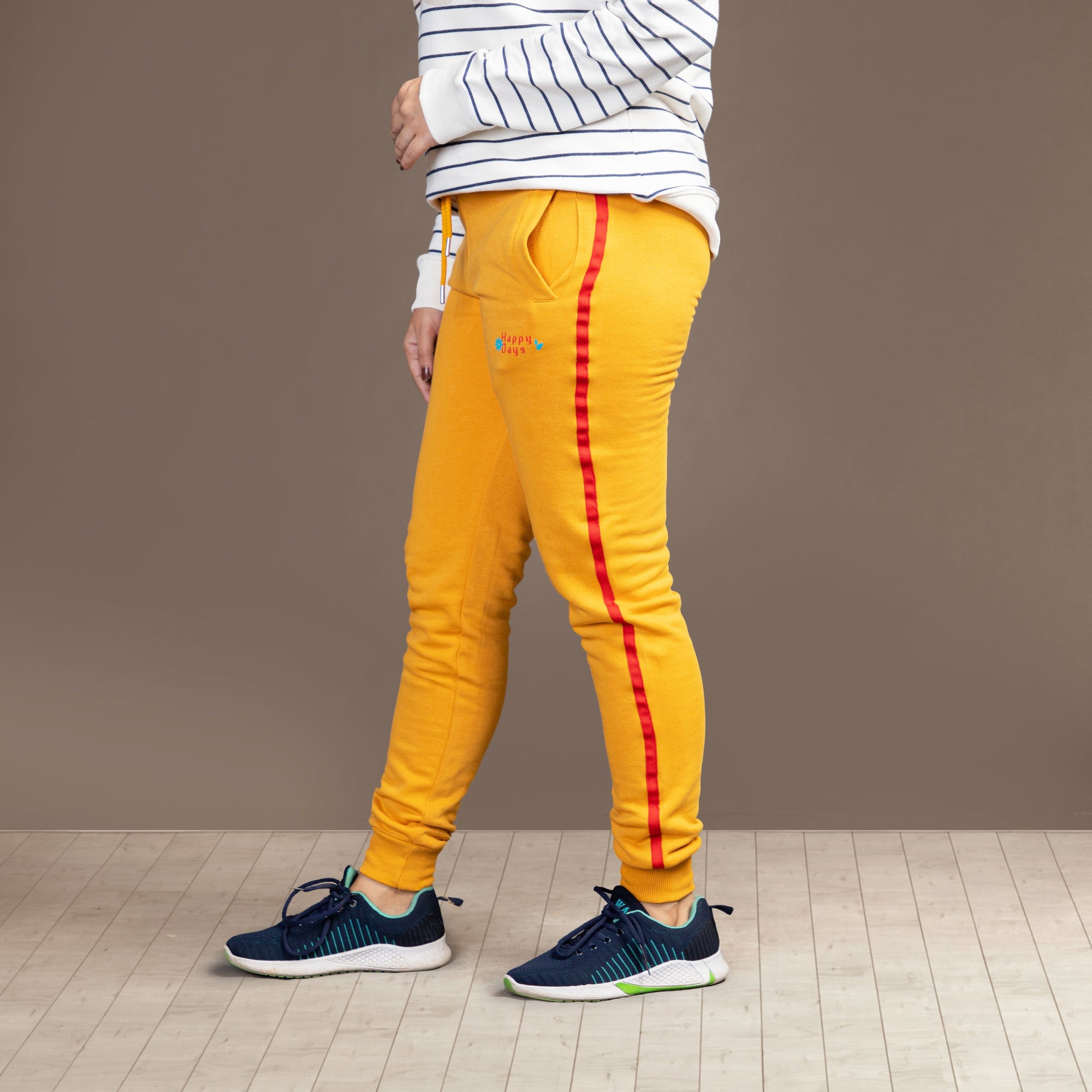 Stone Harbor Women's Jogger Mustard / S (10) WOMEN'S MAGNIFICENT MUSTARD FLEECE JOGGER